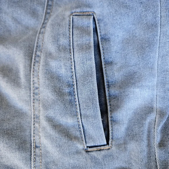 Forever 21 Women's Size S Oversized Ombre Premium Denim Sherpa Lined Jacket Warm - Picture 9 of 15